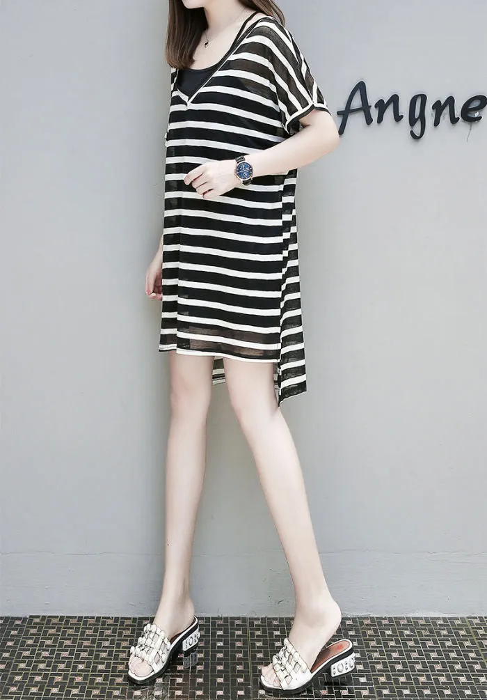 Dress Wanita Hitam Putih Garis Garis Leher V Lengan Pendek