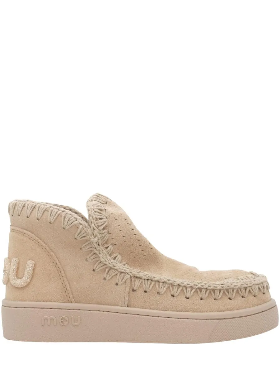 Sneakers monochrome suede