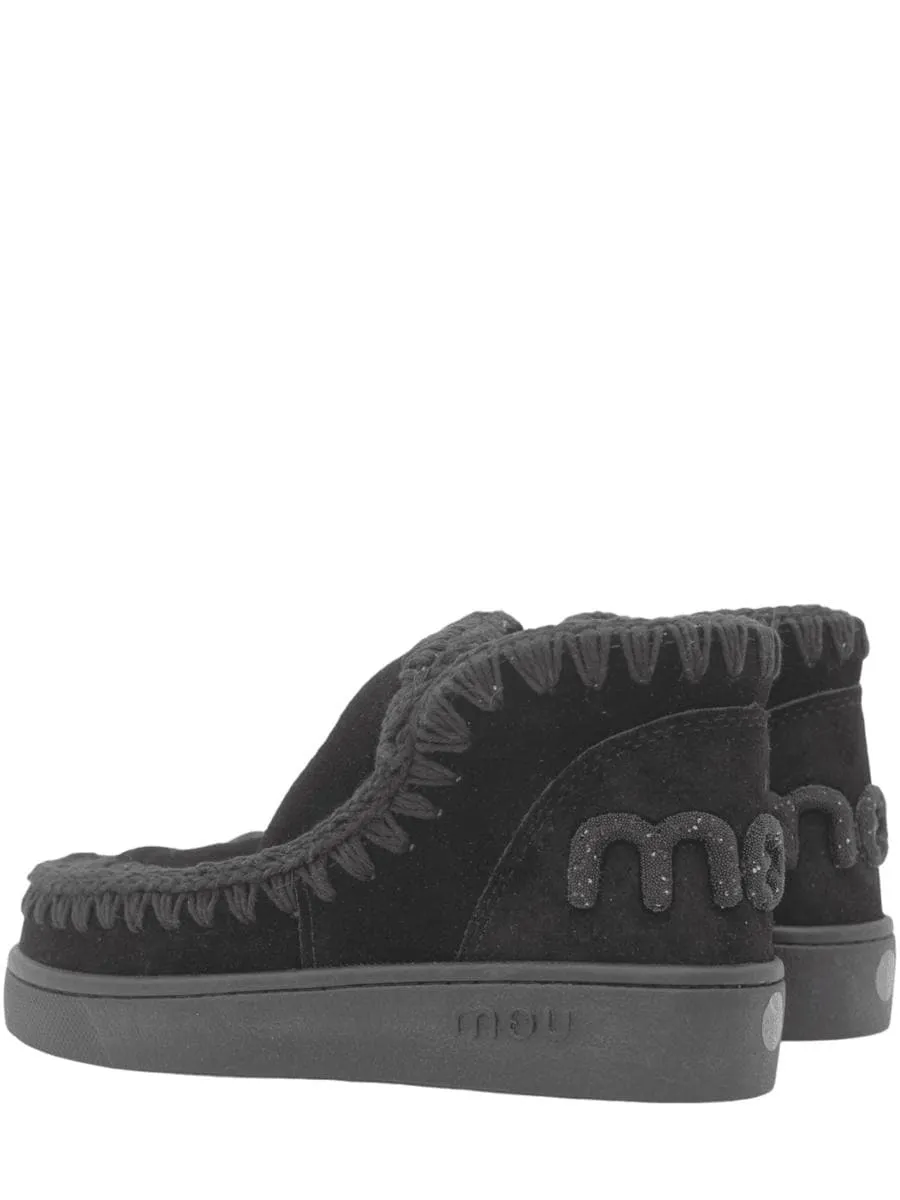 Sneakers monochrome suede