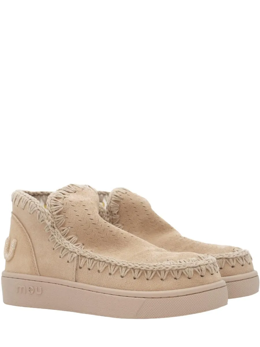 Sneakers monochrome suede