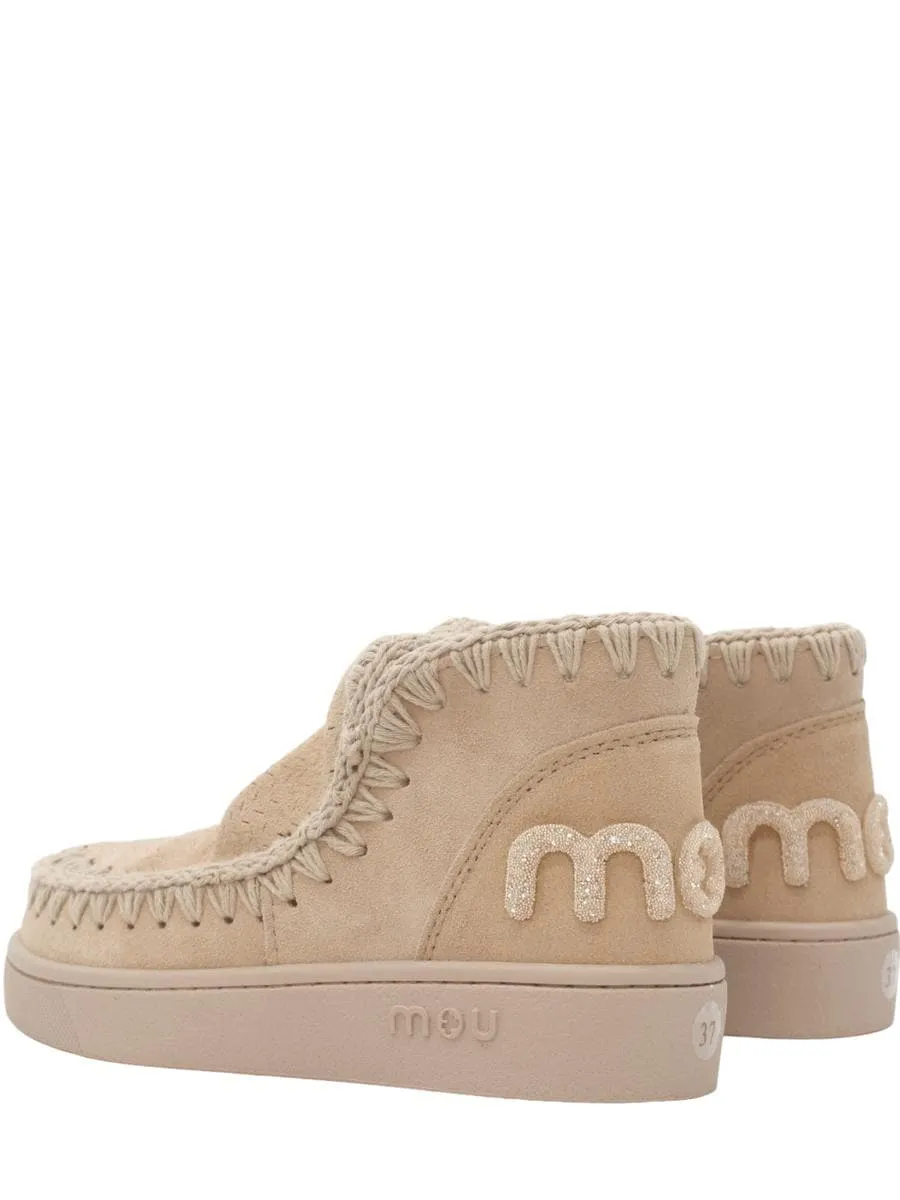 Sneakers monochrome suede
